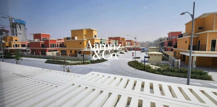 Villa de 4 chambres à Damac Lagoons, UAE No. 208419