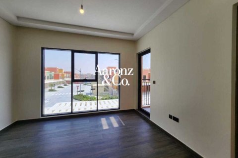 Villa de 4 chambres à Damac Lagoons, UAE No. 208419 12