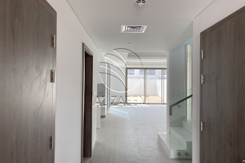 3 bedrooms Villa No. 127782 12