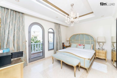 6 bedrooms Villa in Palm Jumeirah, UAE No. 143378 12