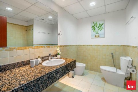 2 bedrooms Apartment in Dubai, UAE No. 143374 24