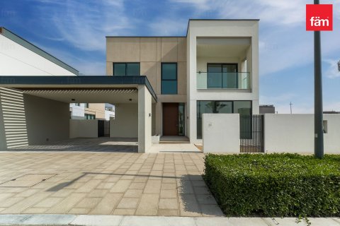 4 bedrooms Villa in Dubai, UAE No. 143372 8