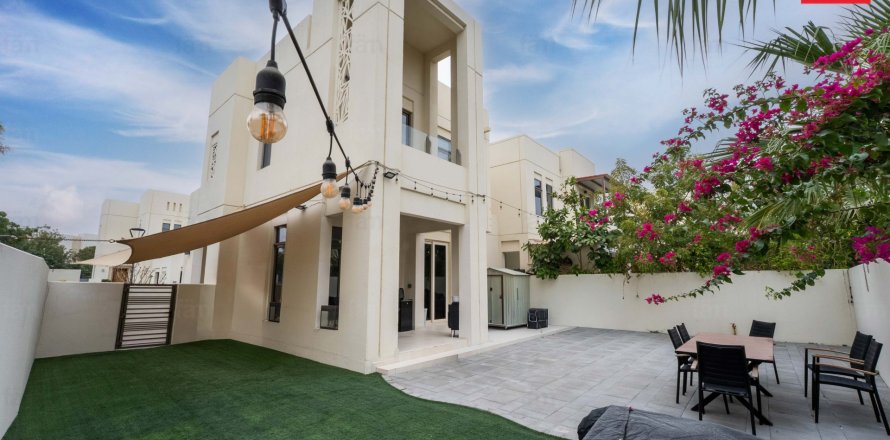 3 bedrooms Villa in Reem, UAE No. 143375