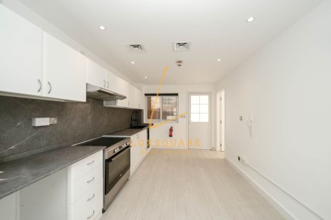 3 غرف نوم فيلا في دائرة قرية جميرا, الإمارات العربية المتحدة رقم 150631 4