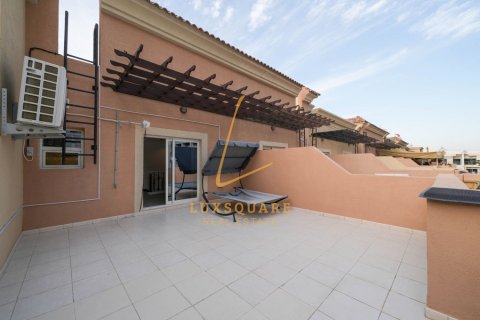 3 غرف نوم فيلا في دائرة قرية جميرا, الإمارات العربية المتحدة رقم 150631 25