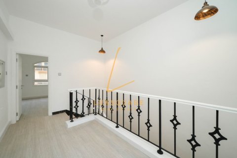 3 غرف نوم فيلا في دائرة قرية جميرا, الإمارات العربية المتحدة رقم 150631 19