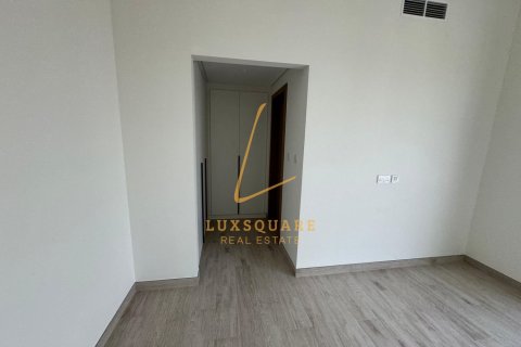 Villa de 4 dormitorios en Murooj Al Furjan, UAE No. 150630 12