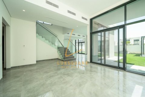 Villa de 4 dormitorios en Murooj Al Furjan, UAE No. 150630 7