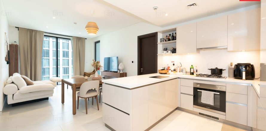 Квартира с 2 спальнями в Дубай, ОАЭ №146305