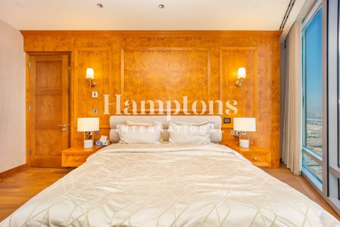 2 bedrooms Apartment in Burj Khalifa, UAE No. 165126 22