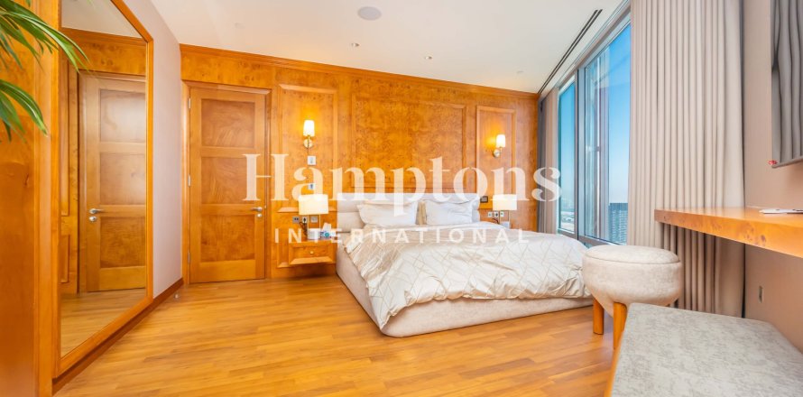 2 bedrooms Apartment in Burj Khalifa, UAE No. 165126