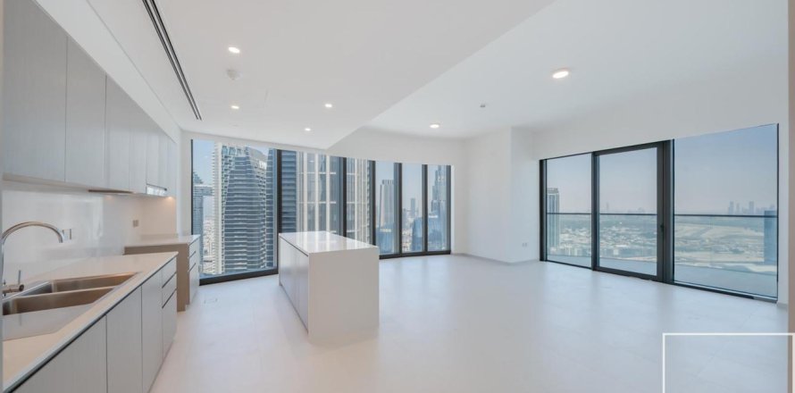 3 bedrooms Apartment in Opera District, UAE No. 194399