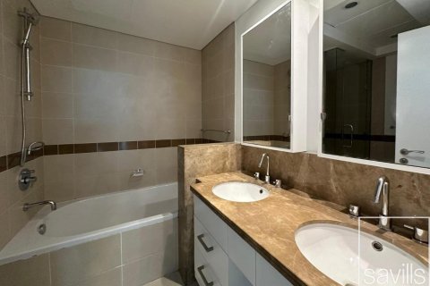 2 bedrooms Apartment in 29 Burj Boulevard, UAE No. 194398 5