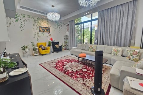 Townhouse de 3 dormitorios en Al Furjan, UAE No. 168984 3