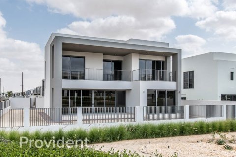 5 bedrooms Villa in Dubai Hills Estate, UAE No. 2745 2