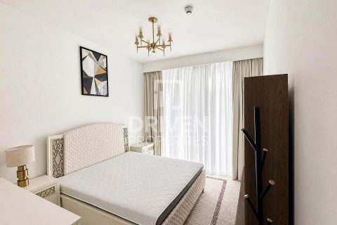 Квартира с 2 спальнями в EMAAR Beachfront, ОАЭ №209283 6