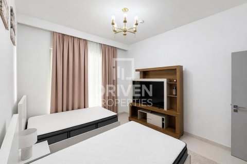 Квартира с 2 спальнями в EMAAR Beachfront, ОАЭ №209283 4