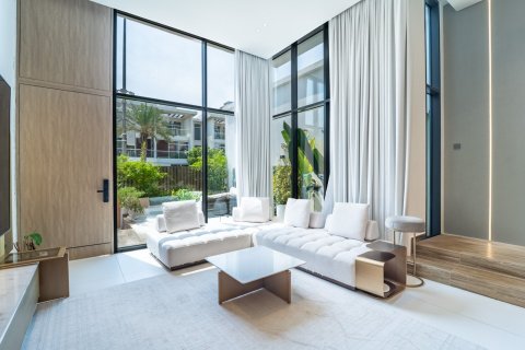 4 bedrooms Townhouse in Jumeirah Village Circle, UAE No. 183326 3