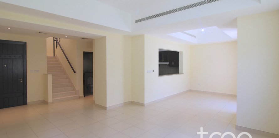 Villa de 3 dormitorios en Mira 2, UAE No. 203941