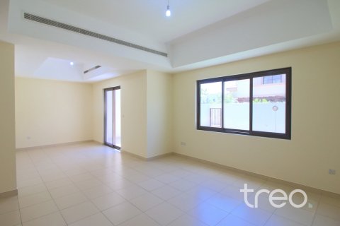 Villa de 3 dormitorios en Mira 2, UAE No. 203941 3