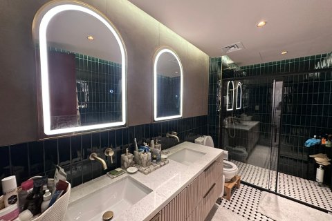 Townhouse de 4 dormitorios en Jumeirah Islands, UAE No. 156459 12