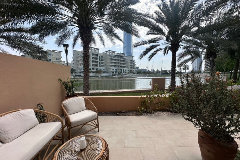 Townhouse de 4 dormitorios en Jumeirah Islands, UAE No. 156459 19