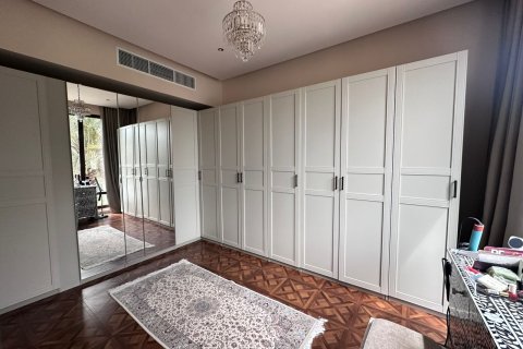 Townhouse de 4 dormitorios en Jumeirah Islands, UAE No. 156459 22