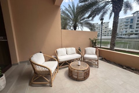 Townhouse de 4 dormitorios en Jumeirah Islands, UAE No. 156459 3