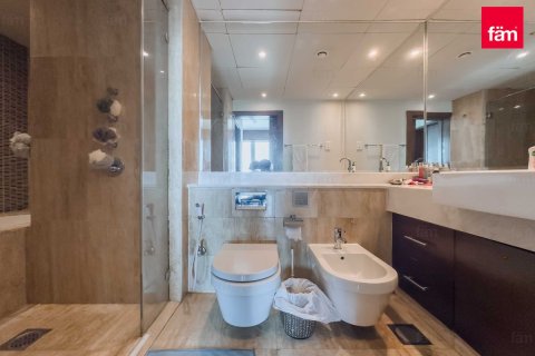 2 bedrooms Apartment in Business Bay, UAE No. 161726 10