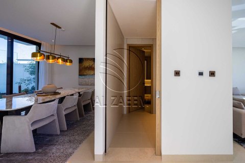 4 bedrooms Villa on the Saadiyat Island, UAE No. 167982