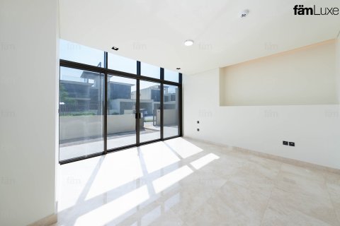 Вилла с 5 спальнями  №134922 13