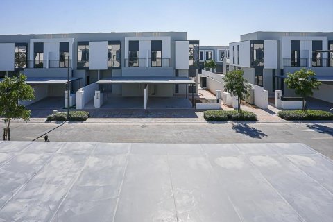 Villa de 4 chambres à Al Furjan, UAE No. 91681 10