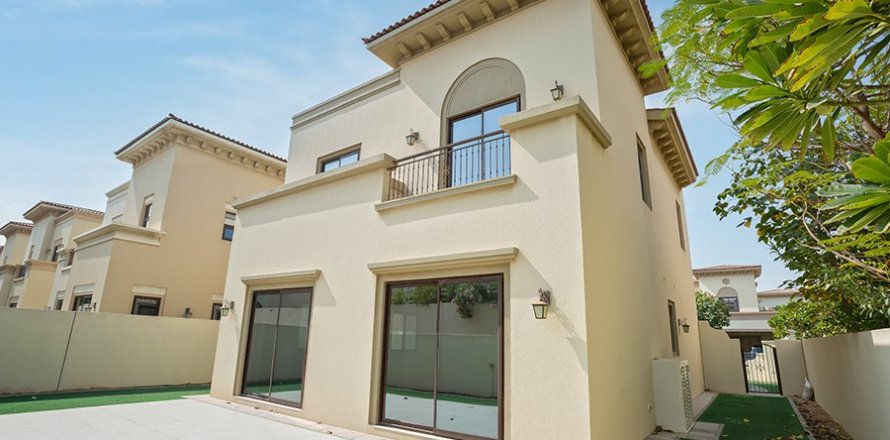 Villa de 3 chambres à Palma, UAE No. 186639
