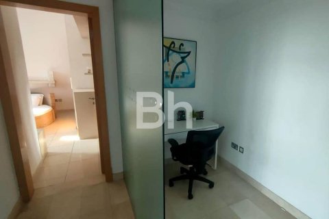Квартира с 2 спальнями в Дубай Марина, ОАЭ №91615 11