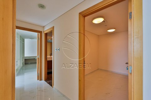 3 غرف نوم شقة في Al Rahba, الإمارات العربية المتحدة رقم 91598 3