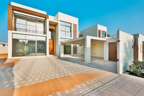 Villa de 4 chambres à Abu Dhabi, UAE No. 91596 2