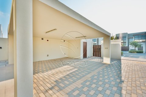 Villa de 4 chambres à Abu Dhabi, UAE No. 91596 26