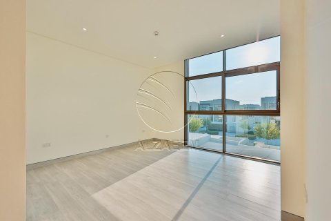 Villa de 4 chambres à Abu Dhabi, UAE No. 91596 13