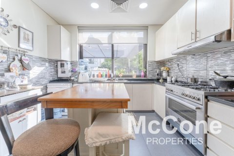 Villa de 3 dormitorios en DAMAC Hills (Akoya by DAMAC), UAE No. 74954 11