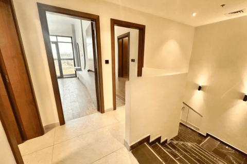 Квартира с 2 спальнями в Jumeirah Village Triangle, ОАЭ №160142 5