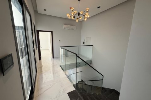Вилла с 5 спальнями в Al Furjan, ОАЭ №160140 7