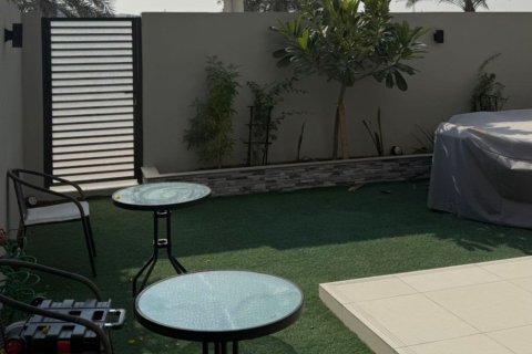 Townhouse de 2 dormitorios en The Pulse, UAE No. 140065 19