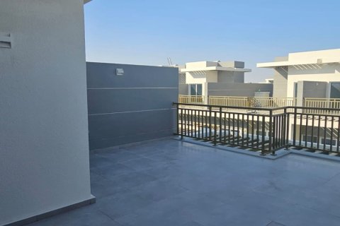 3 bedrooms Townhouse in DAMAC Hills (Akoya by DAMAC), UAE No. 140064 11