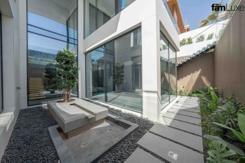 Villa de 5 dormitorios en Dubai, UAE No. 102612 8