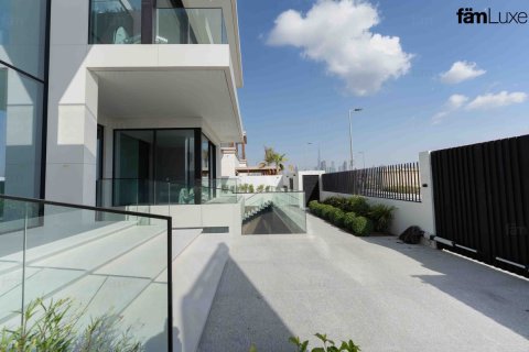 Villa de 5 dormitorios en Dubai, UAE No. 102612 12