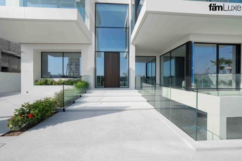 Villa de 5 dormitorios en Dubai, UAE No. 102612 2