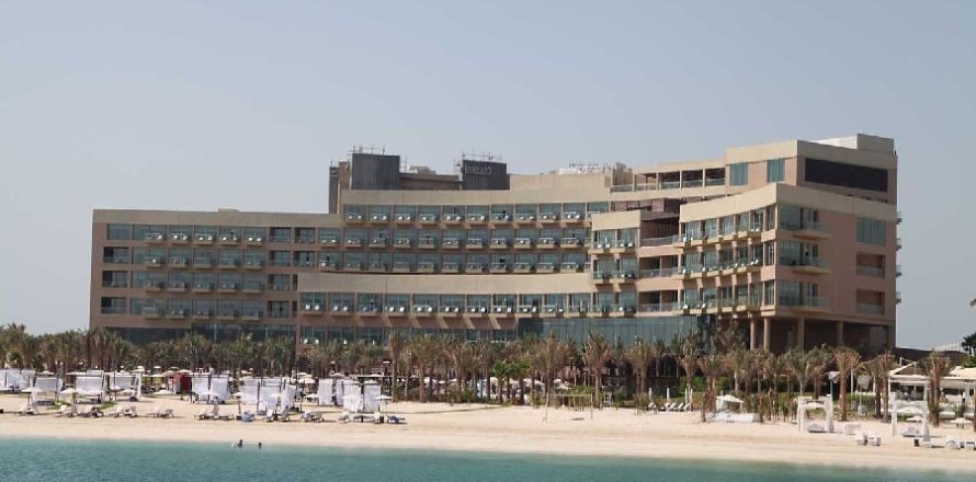 Apartment de 3 dormitorios en Dream Towers, UAE No. 97367