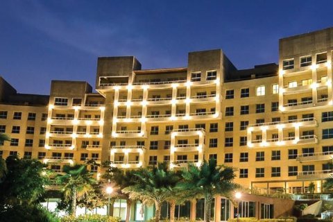 Apartment de 3 dormitorios en Dream Towers, UAE No. 97367 4