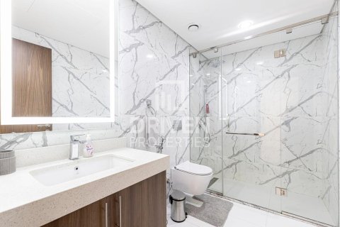 Квартира с 2 спальнями в Бизнес-Бэй, ОАЭ №138389 14