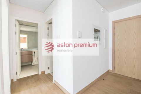 1 bedroom Apartment in Jumeirah, UAE No. 142851 12